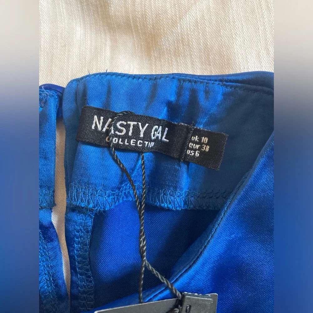 NWT Nasty Gal Satin High Neck Cut Out Maxi Dress in Cobalt Size UK 10 / US 6 - Picture 8 of 8